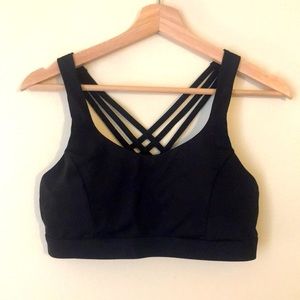 CRZ Sports Bra size Large, Black, Criss cross straps